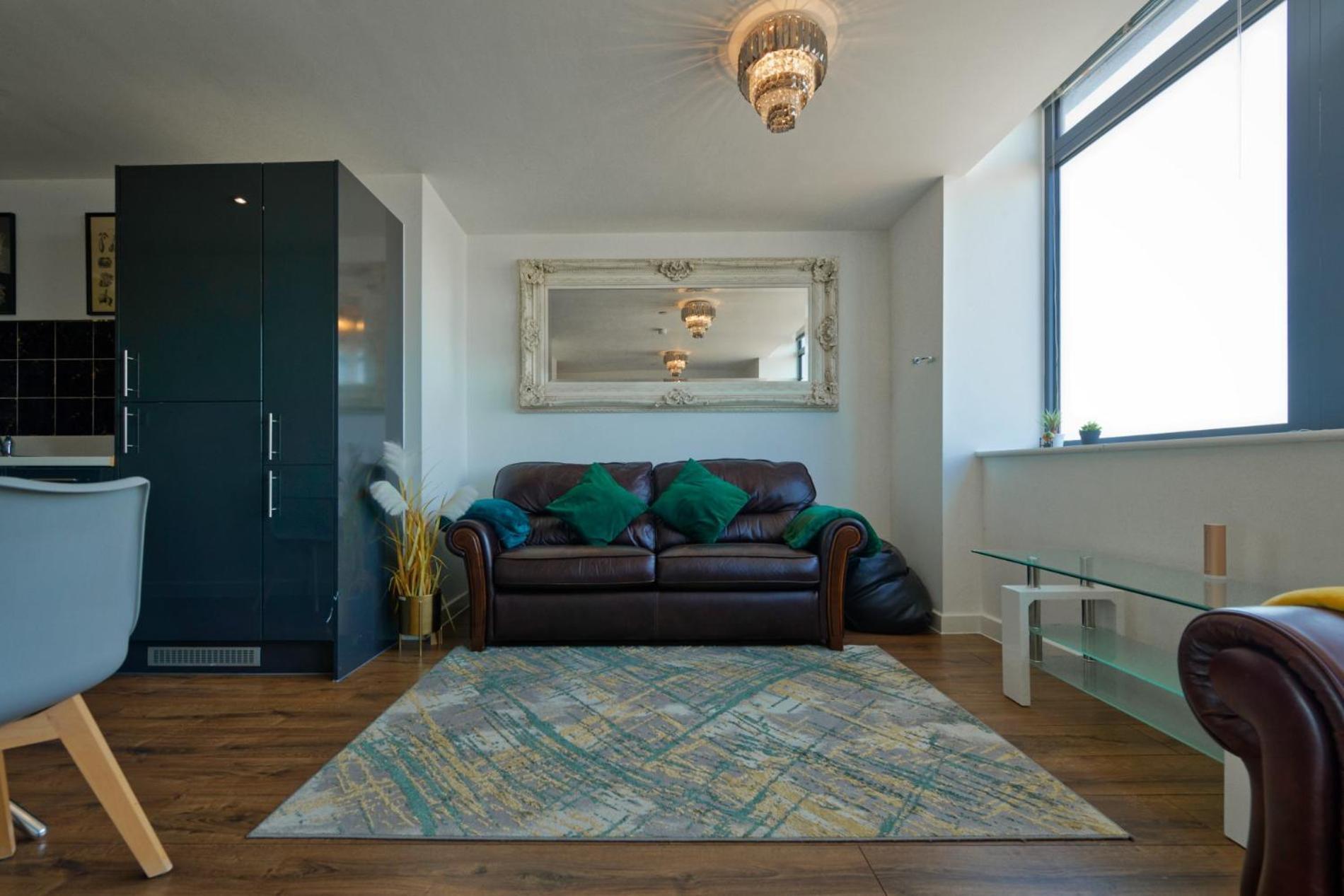 ליברפול Sidemerseylivings - Central, Bright, And Convenient 2-Bedroom Apartment With Parking מראה חיצוני תמונה